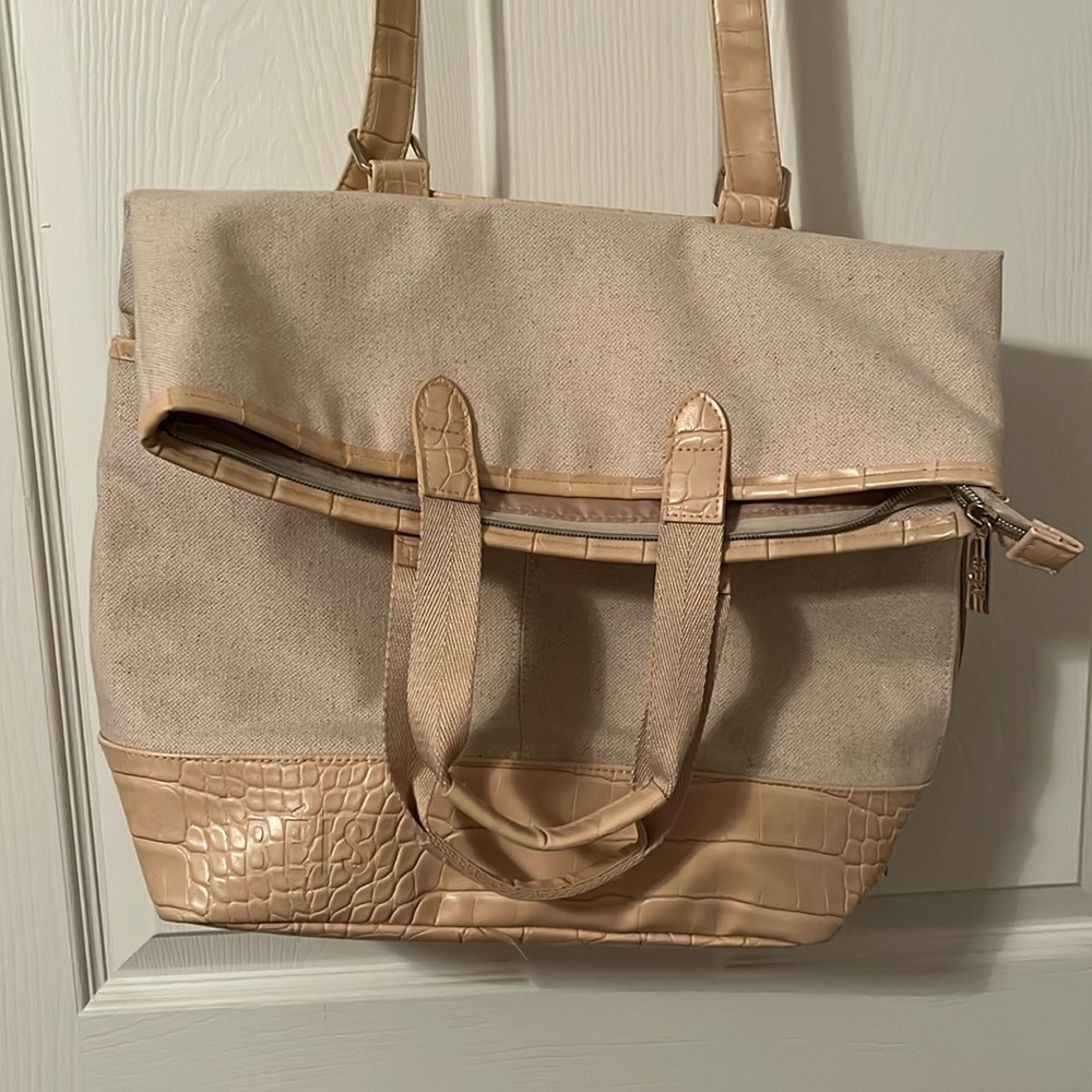Beis travel backpack/ tote bag.